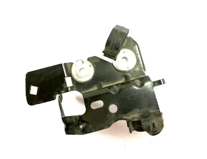 AUDI A3 8V (2012-2020) Други части на двигателното отделение 5Q0906287 24572456