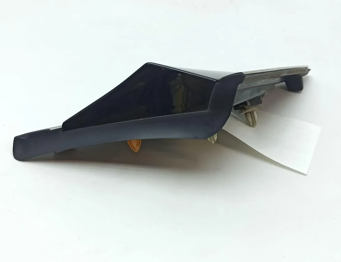 HYUNDAI i40 VF (1 generation) (2011-2020) Рамка на огледалото на предната дясна врата 861903Z000 30243712