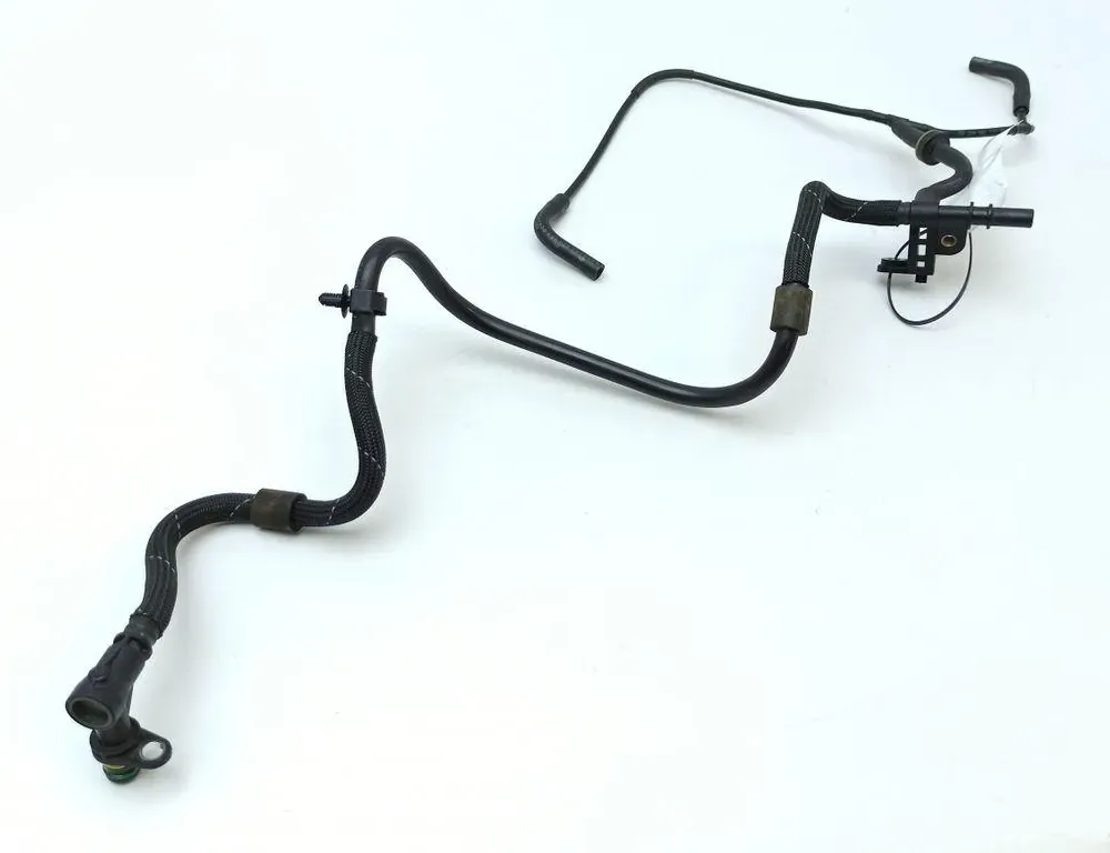 AUDI A4 B9/8W (2015-2024) Вакуумна тръба 04L131056B,04L129456D 34645754