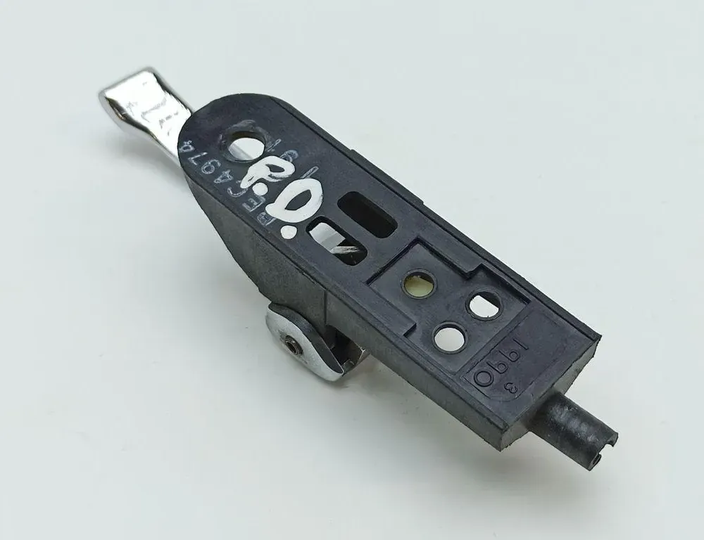 JAGUAR XJ 2 generation (XJ40) (1986-2003) Дръжка за отваряне на дясна предна вътрешна врата BEC4974 34643167