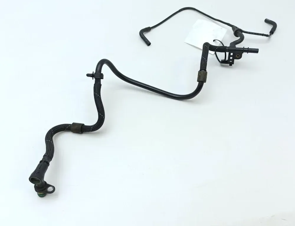 AUDI A4 B9/8W (2015-2024) Вакуумна тръба 04L131056B,04L129456D 34645754