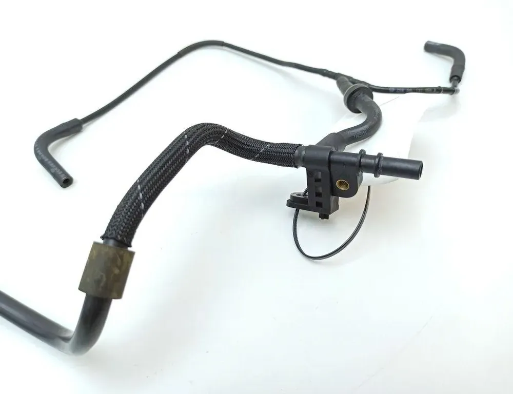 AUDI A4 B9/8W (2015-2024) Вакуумна тръба 04L131056B,04L129456D 34645754