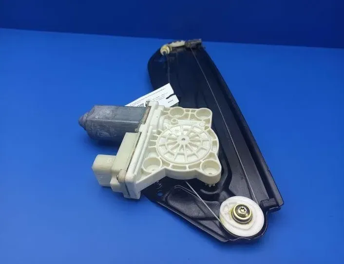 BMW 7 Series E65/E66 (2001-2008) Регулатор на прозореца на задната дясна врата 5WK1052,06A2120,7024813 21494588