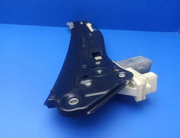 BMW 7 Series E65/E66 (2001-2008) Регулатор на прозореца на задната дясна врата 67628382,105965101774,7024813E 21494598