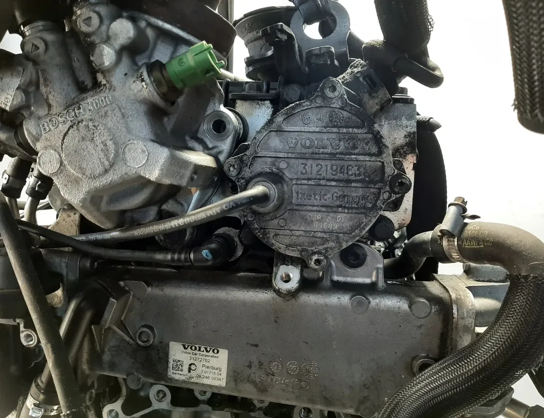 VOLVO XC60 1 generation (2008-2017) Двигател D5244T,D5244T10 32819310