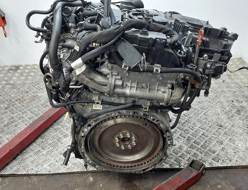 MERCEDES-BENZ C-Class W204/S204/C204 (2004-2015) Двигател 651911 33523213