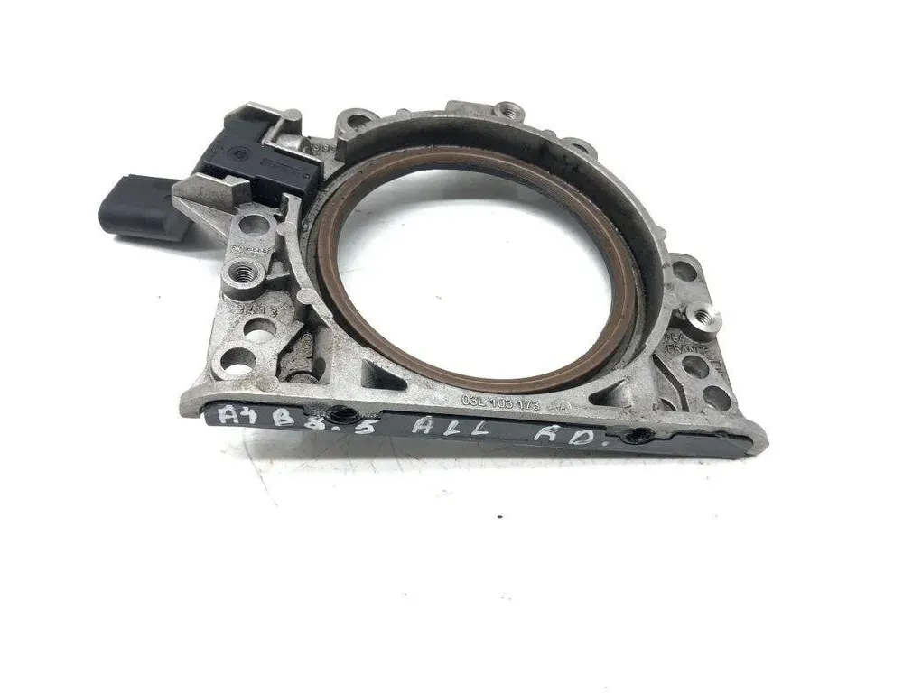 AUDI A4 allroad B8 (2009-2015) Допълнителни вътрешни части на двигателя 03L103173 32205708