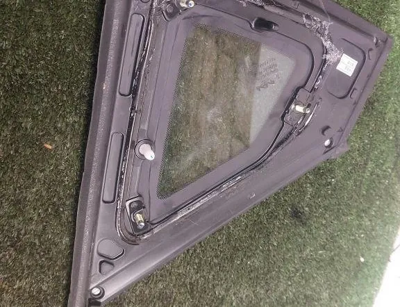 KIA EV6 1 generation (2021-2023) Прозорец на задната лява врата 87810CV10010,87810CV100 34253477