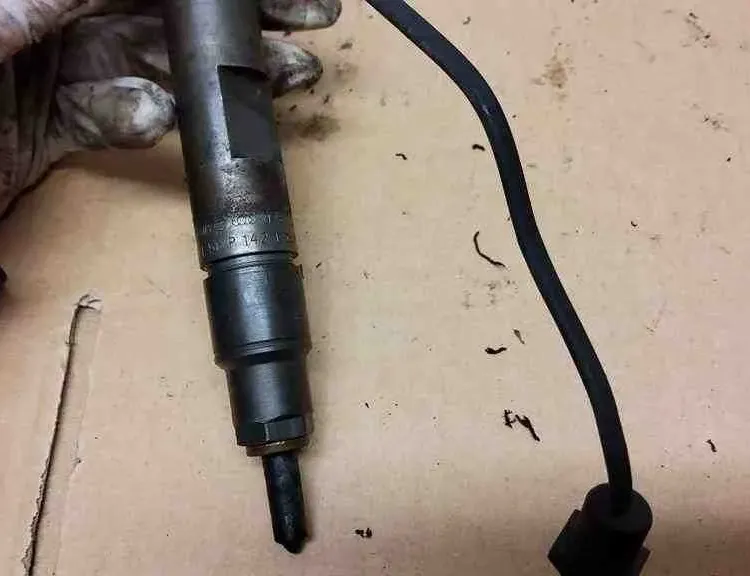 AUDI A4 B5/8D (1994-2001) Горивен инжектор 0281302011,028130201T,58P142,028130201S,58P144 32561949