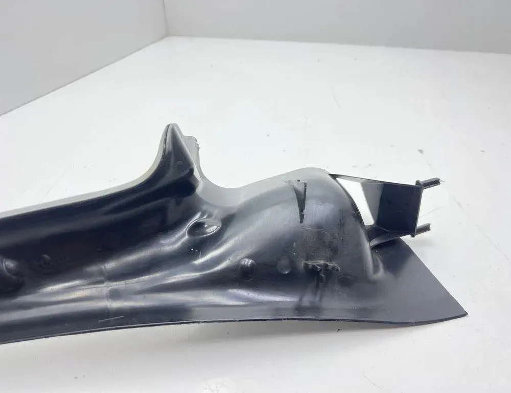 VOLKSWAGEN Golf 8 generation (2019-2023) Други части на двигателното отделение 5G1815159B 31995048