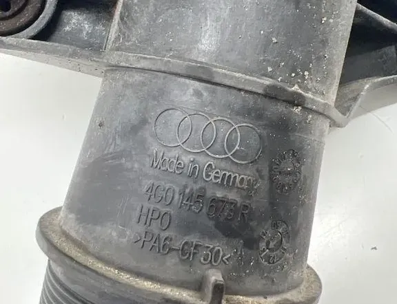AUDI A6 C7/4G (2010-2020) Тръба за маркуч на междинния охладител 4G0145673R 34594787
