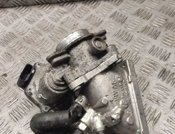 AUDI Q5 8R (2008-2017) Корпус на дросела 04l128063p 31221628