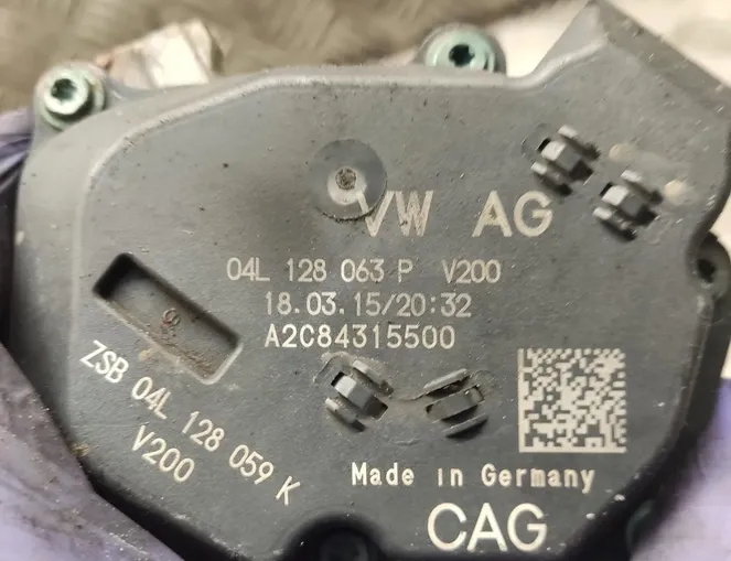 AUDI Q5 8R (2008-2017) Корпус на дросела 04l128063p 31221628