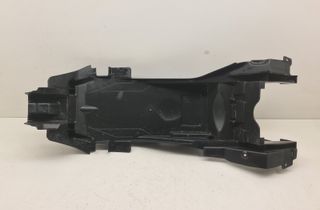 SUZUKI DL Заден вътрешен обтекател 63111-28K 32787888