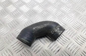 VOLKSWAGEN Passat B8 (2014-2023) Тръба за маркуч на междинния охладител 04L131521 34717187