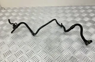 AUDI A4 B9/8W (2015-2024) Вакуумна тръба 04L129456E 34737122