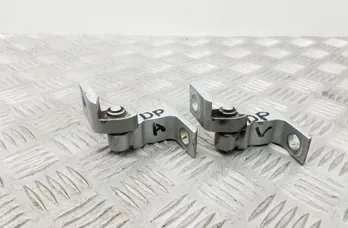 VOLKSWAGEN Passat B8 (2014-2023) Други части на тялото 8X0831404E 34718597