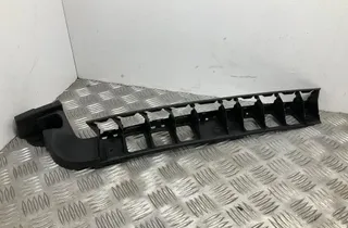 SKODA Octavia 3 generation (2013-2020) Скоба за задна лява броня 5E5807863 34748616