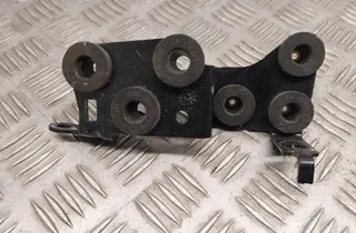 AUDI A5 F5 (2016-2024) Други части на двигателното отделение 8W0121305AH 33431922