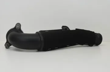 AUDI A4 B9/8W (2015-2024) Ляв маркуч на интеркулера 04L145762AG 4231940