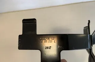 AUDI A5 F5 (2016-2024) Други части на двигателното отделение 8W1121232E 33775289