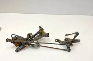 MERCEDES-BENZ SL-Class R107, C107 (1971-1989) Други части на двигателното отделение A1170701675,A1170701875,A0000706075,A1170700824 34922692