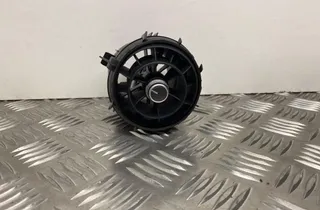 AUDI A1 8X (2010-2020) Вентилационни отвори на таблото 8X2820901 30957867