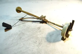 AUDI A6 C4/4A (1994-1997) Горивна помпа 443919049F 13971651