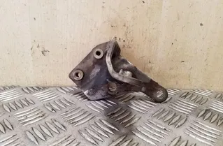 SKODA Octavia 3 generation (2013-2020) Други части на двигателното отделение 04L131561J 26169368