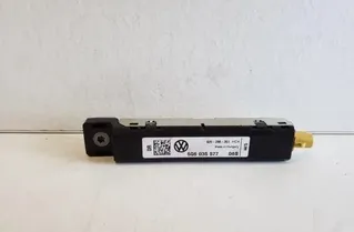 VOLKSWAGEN Golf 7 generation (2012-2024) Антенен усилвател с капак на багажника 5G6035577 26235656