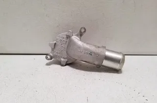 FORD Kuga 3 generation (2019-2023) Фланец на охладителната система LX6E8B593AA 31045257