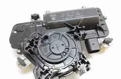 SKODA Superb 1 generation (2001-2008) Мотор за плавно затваряне на багажника на задната врата 3V5827887A 32582102