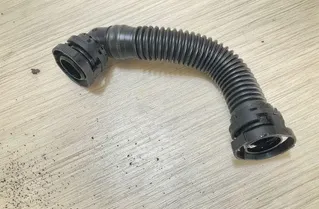 AUDI Q3 8U (2011-2020) Вакуумна тръба 22245527