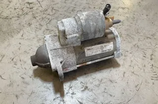 RENAULT Clio 4 generation (2012-2020) Стартер 233008223R 33806822