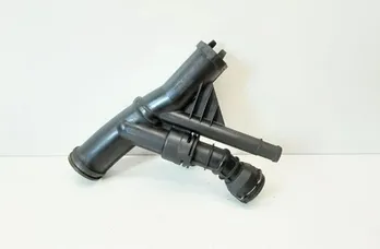 VOLKSWAGEN Touran 3 generation (2015-2023) Тръба за маркуч за охлаждаща течност 04L121071E 33624639