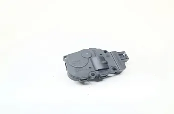 PORSCHE Cayenne 958 (2010-2018) Задвижващ механизъм на клапата на вътрешния нагревател EFB440 33673245