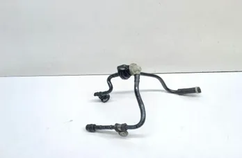 AUDI A4 B9/8W (2015-2024) Вакуумна тръба 33678354