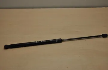 SKODA Superb 3 generation (2015-2023) Газов амортисьор на задната врата отдясно 3V9827550 35103182