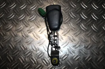 VOLVO XC90 1 generation (2002-2014) Закопчалка на предна дясна седалка 6841697 34880977