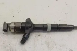 TOYOTA Avensis 2 generation (2002-2009) Горивен инжектор 12F34230,236700G010 34999668