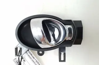 NISSAN Juke YF15 (2010-2020) Дръжка за отваряне на дясна предна вътрешна врата 34918081