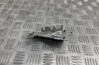 SKODA Octavia 3 generation (2013-2020) Други части на двигателното отделение 05L131121M 30715120