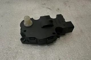 PORSCHE Cayenne 958 (2010-2018) Задвижващ механизъм на клапата на вътрешния нагревател EFB440 34130153