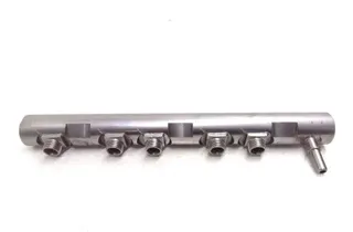 BMW X1 E84 (2009-2015) Горивна релса 7809128 27706290