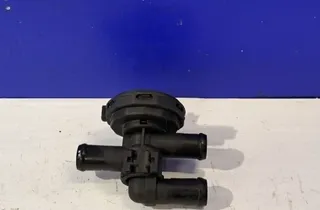 SAAB 9-5 1 generation (1997-2010) Фланец на охладителната система 90566947 32078822