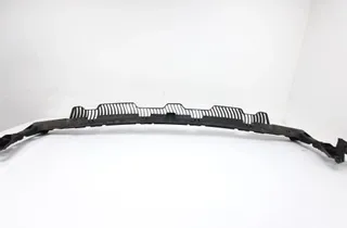 VOLKSWAGEN Golf 7 generation (2012-2024) Монтаж на средната скоба на задната броня 5G6807863 11395167