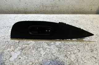 NISSAN Qashqai 2 generation (2013-2023) Превключвател за прозорец на предната лява врата 809604EH0AX 34999908