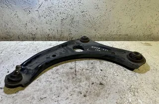 NISSAN Micra K13 (2010-2016) Предна лява ръка 35001506
