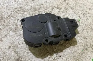 BMW 5 Series F10/F11 (2009-2017) Задвижващ механизъм на клапата на вътрешния нагревател 02032012,K9749006 35002506